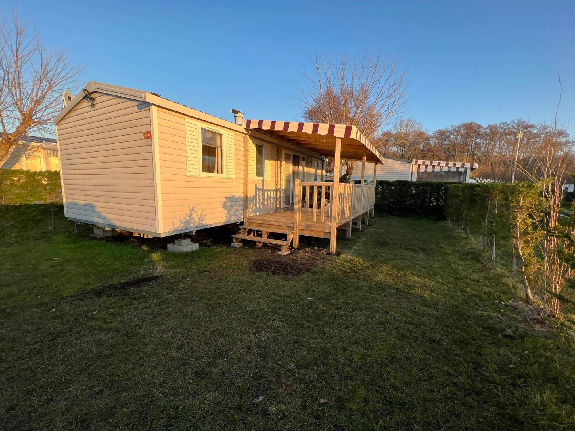 Mobilhome 6/8 Pers. Camping Siblu Les Charmettes Les Mathes Exterior foto